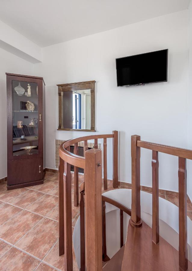 Akitos Maisonette Adamantas  Exteriör bild